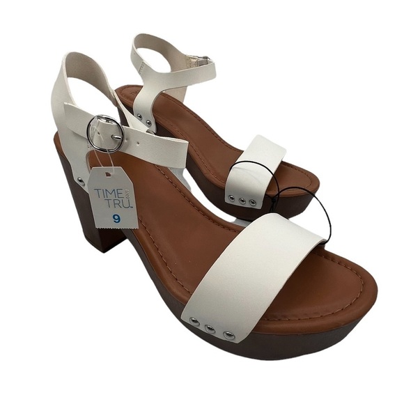 NWT Time And Tru White Platform Block Heel Sandals Size 9 Women's - Picture 1 of 9
